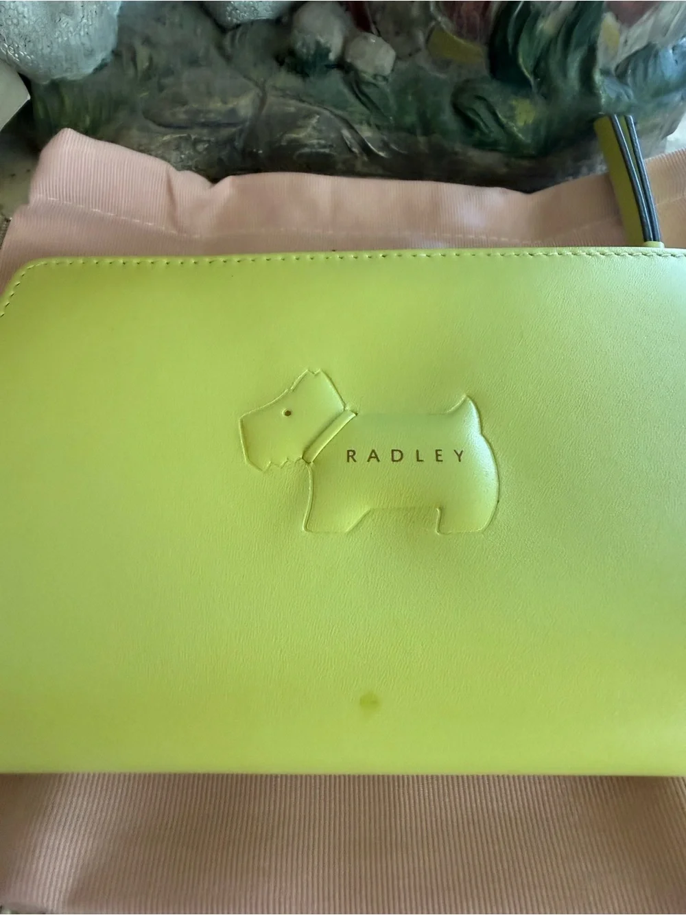 NEW RADLEY LONDON Green Puffy Leather  Medium Bifold Wallet (Small Blemish)